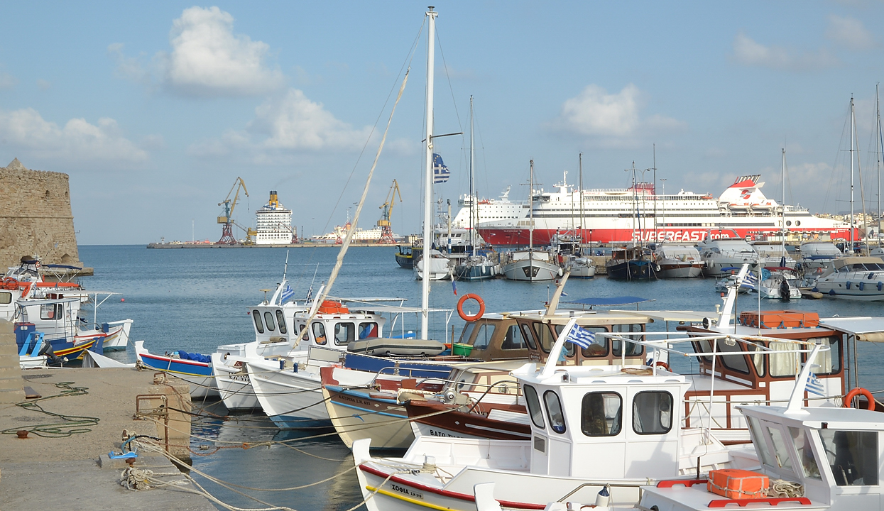Isola-Kriti-2012-10-19-088.jpg - Visit of Iraklio: the Venetian port